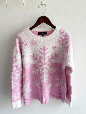 33 Degrees (Target Brand) Pink/White Holiday Snowflake Christmas Sweater
